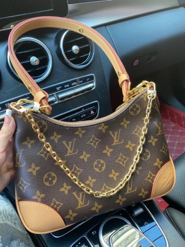 Click to view full screen Louis Vuitton M45832 Boulogne photo review