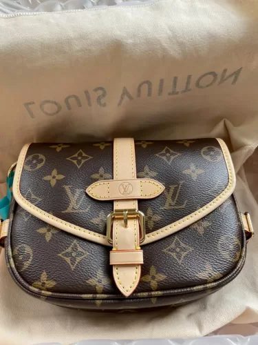 Click to view full screen Louis Vuitton Monogram M46740 Saumur BB photo review
